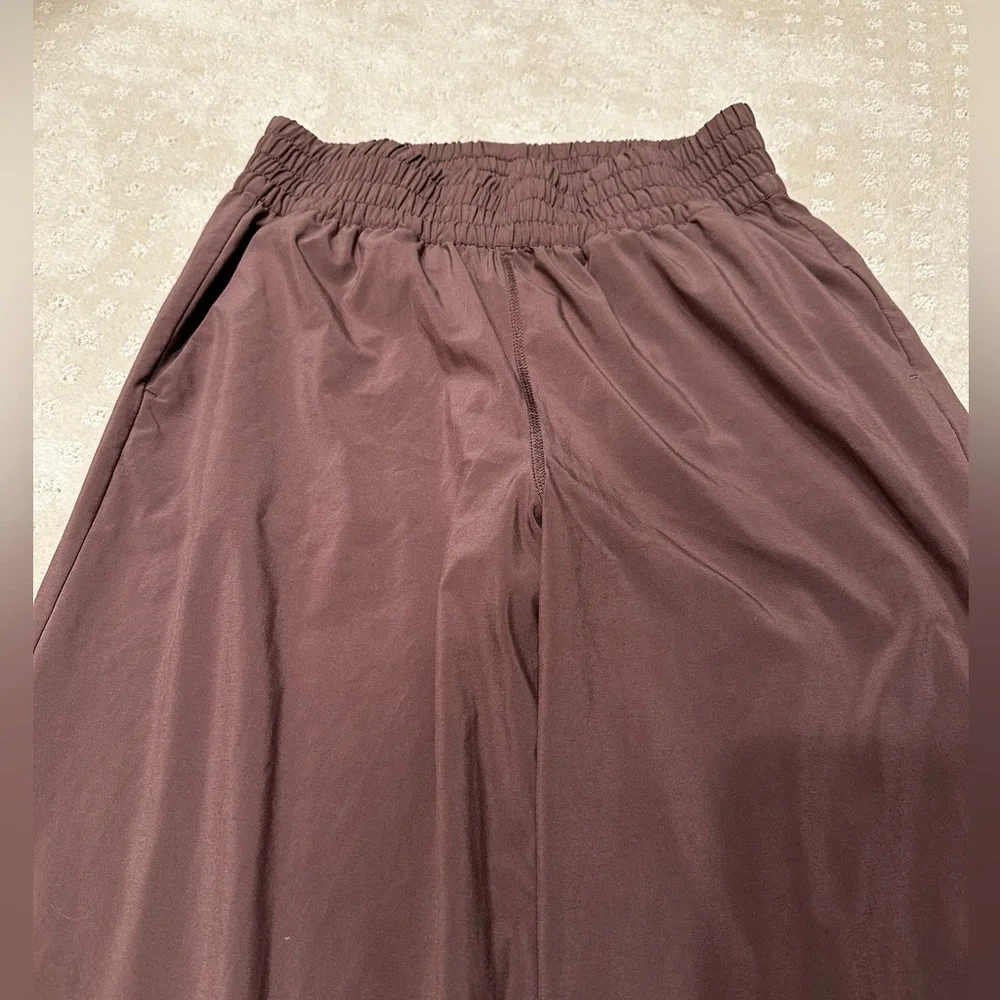 Vuori Villa Wideleg Pant - Regular Length - Picture 6 of 8